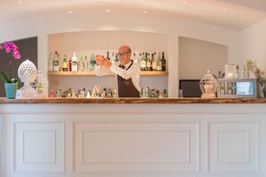 Bar (in der Unterkunft)