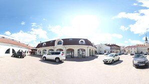 Self-parking (surcharge) - Braavo Spa Hotel (Tallinn)