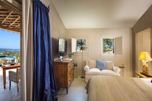 Junior Suite, Sea View (Pool) | 1 bedroom, premium bedding, minibar, in-room safe