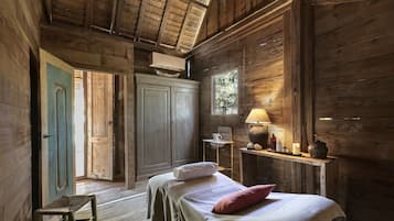 Couples treatment rooms, sauna, steam room, Turkish bath