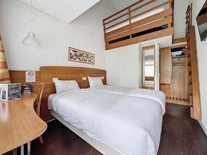 Standard Room - 2 Single Beds 1 Single Bed in mezzanine