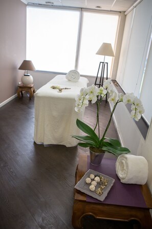 Türkisches Bad/Hamam, Körperbehandlungen, Hydrotherapie