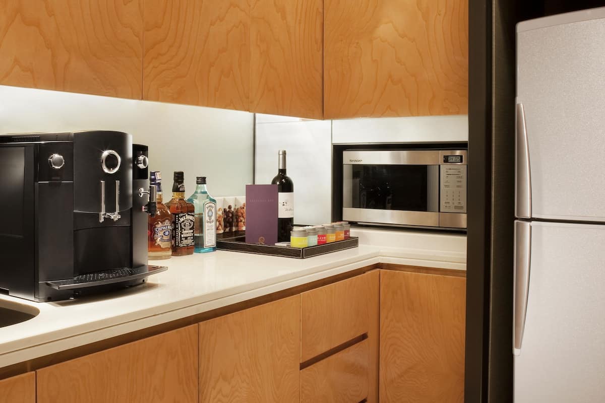 mini-fridge, electric kettle