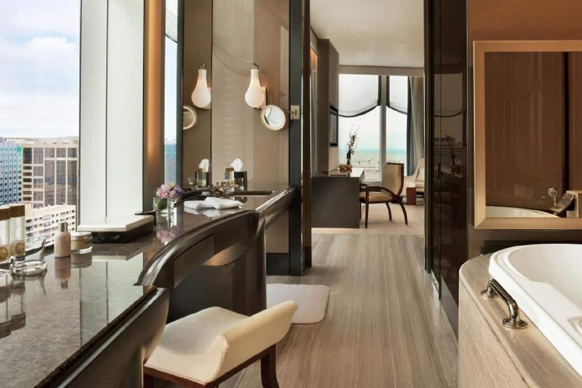 Bathroom | Separate tub and shower, rainfall showerhead, designer toiletries