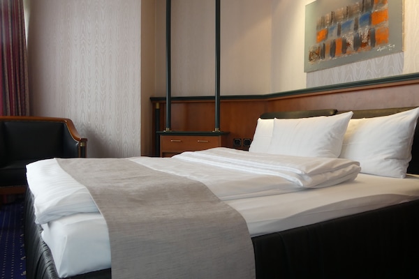 Standard Double Room | Premium bedding, minibar, in-room safe, individually furnished