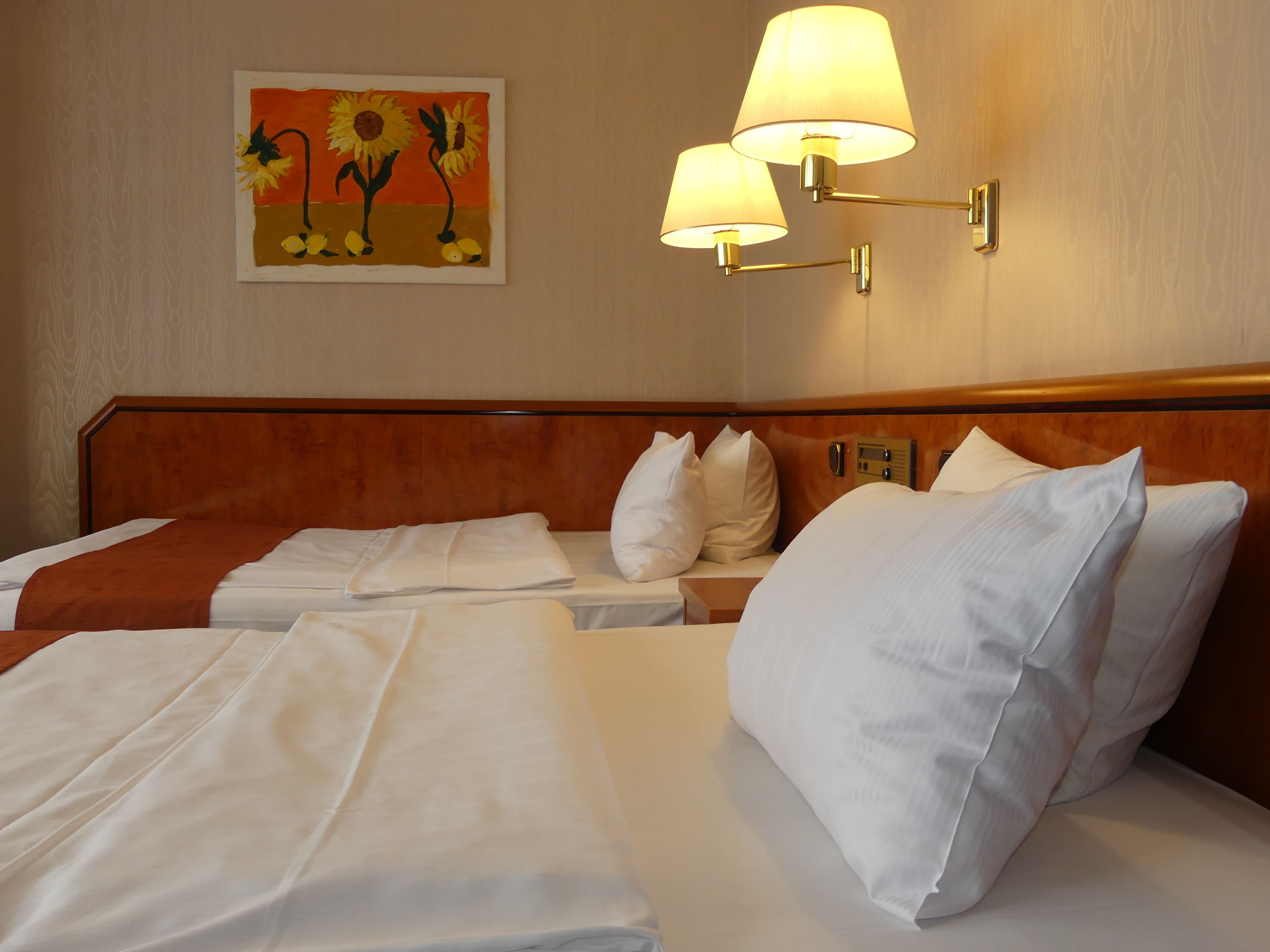 superior twin room | premium bedding, minibar, in-room safe, individually furnished