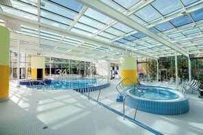 Piscine couverte