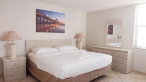 Departamento | Decoración personalizada, tabla de planchar con plancha y wifi gratis 