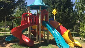 Children’s play area – indoor