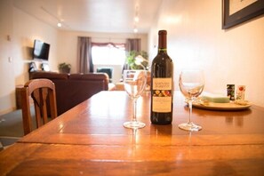 Familiehus | Sengetøy av topp kvalitet, wi-fi (inkludert), sengetøy og vekkerklokke
