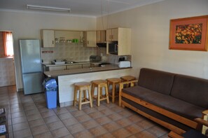 Standard-Chalet, 2 Schlafzimmer | Eigene Küche | Wasserkocher mit Kaffee-/Teezubehör