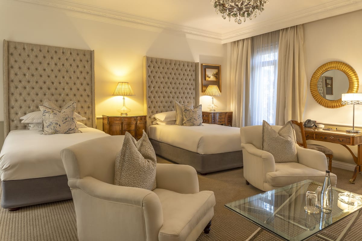 standard suite, 1 king bed | 12 bedrooms, egyptian cotton sheets, memory-foam beds, minibar