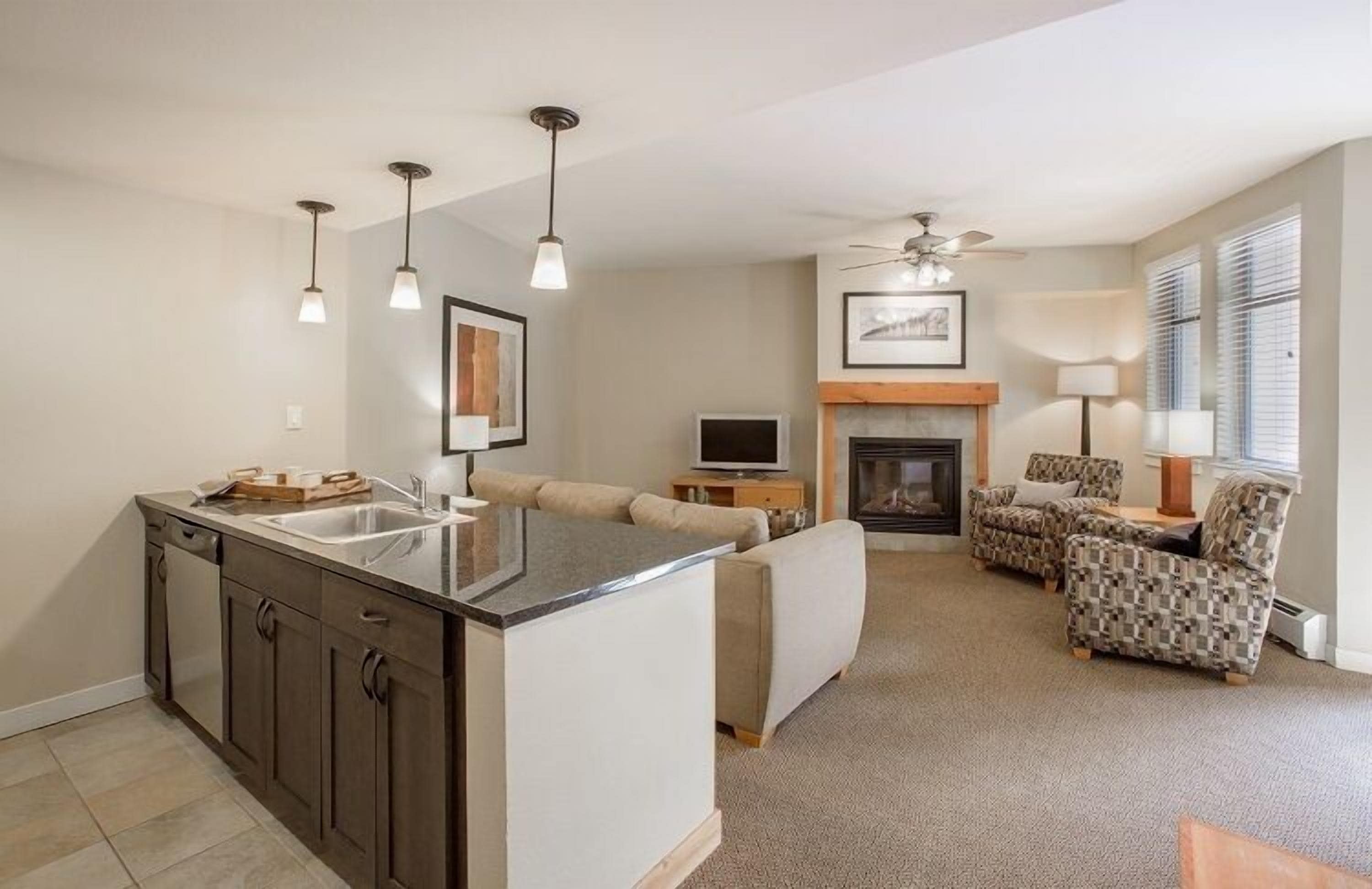 condo, 1 bedroom, kitchen (value) | living area | 45-inch tv with cable channels, fireplace