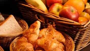 Daily buffet breakfast (EUR 19 per person)