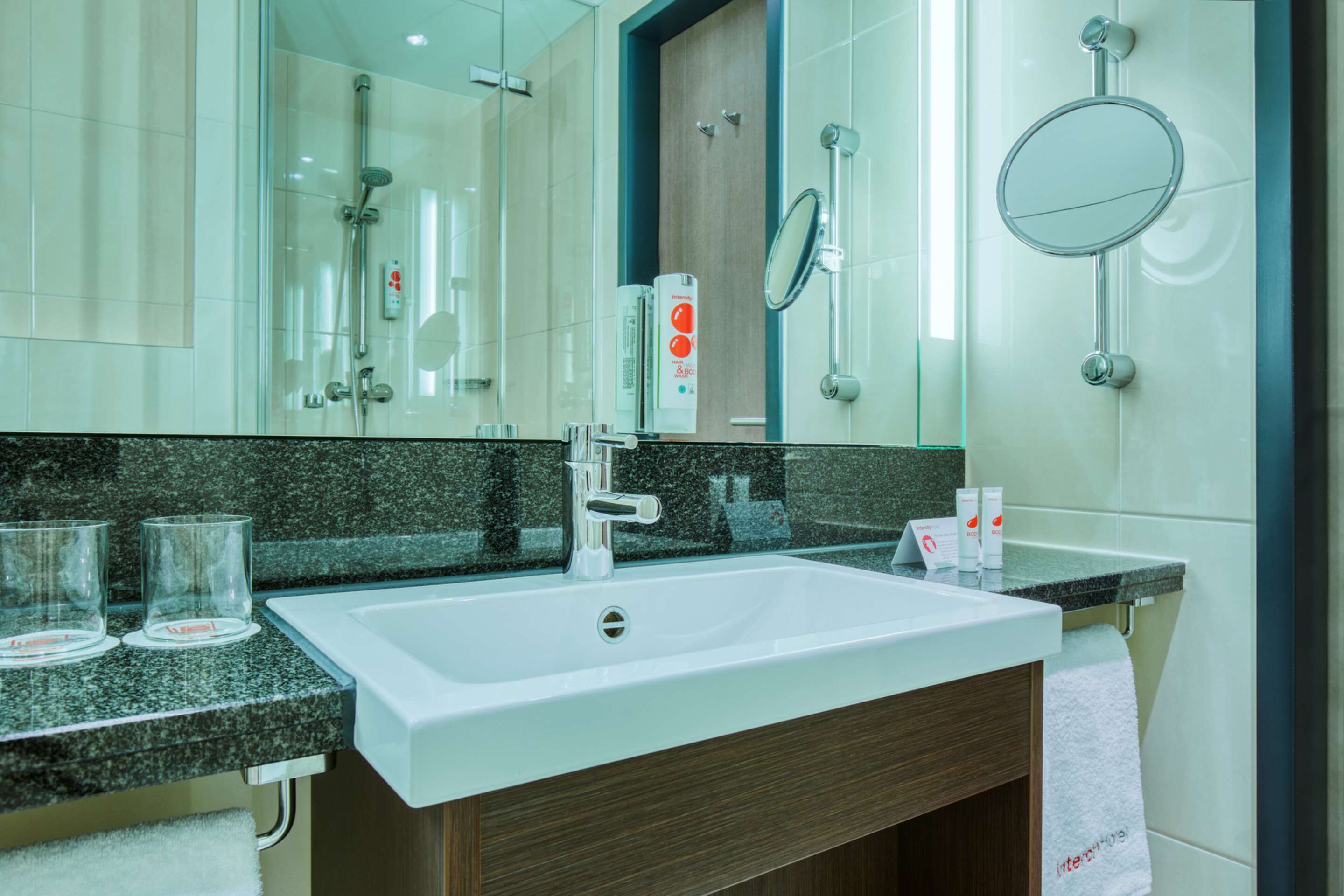 hypo-allergenic bedding, minibar, in-room safe, desk