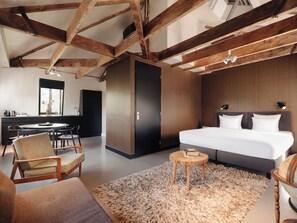 Coffres-forts dans les chambres, Wi-Fi gratuit, draps fournis