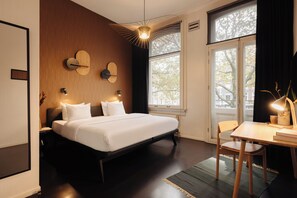 Coffres-forts dans les chambres, Wi-Fi gratuit, draps fournis