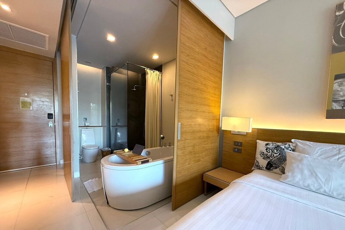 Habitació Deluxe | Roba de llit d'alta qualitat i matalassos amb encoixinament addicional