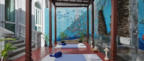Salas para tratamentos a dois, banheira de hidromassagem, sauna a vapor
