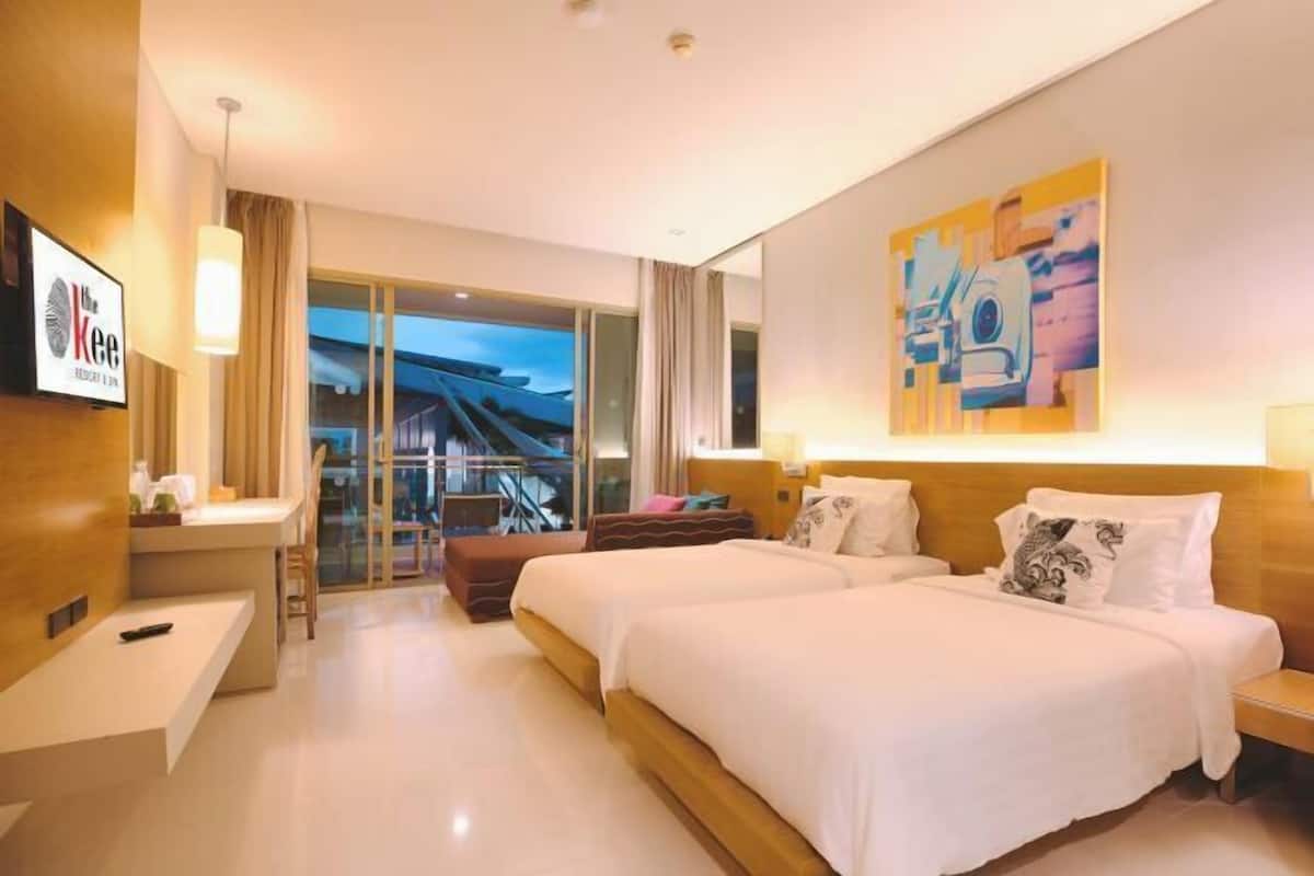 1 bedroom, premium bedding, pillow-top beds, minibar