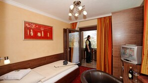 Unclassified image, 4 of 21, button - Flair Hotel Vino Vitalis (Bad Fuessing)