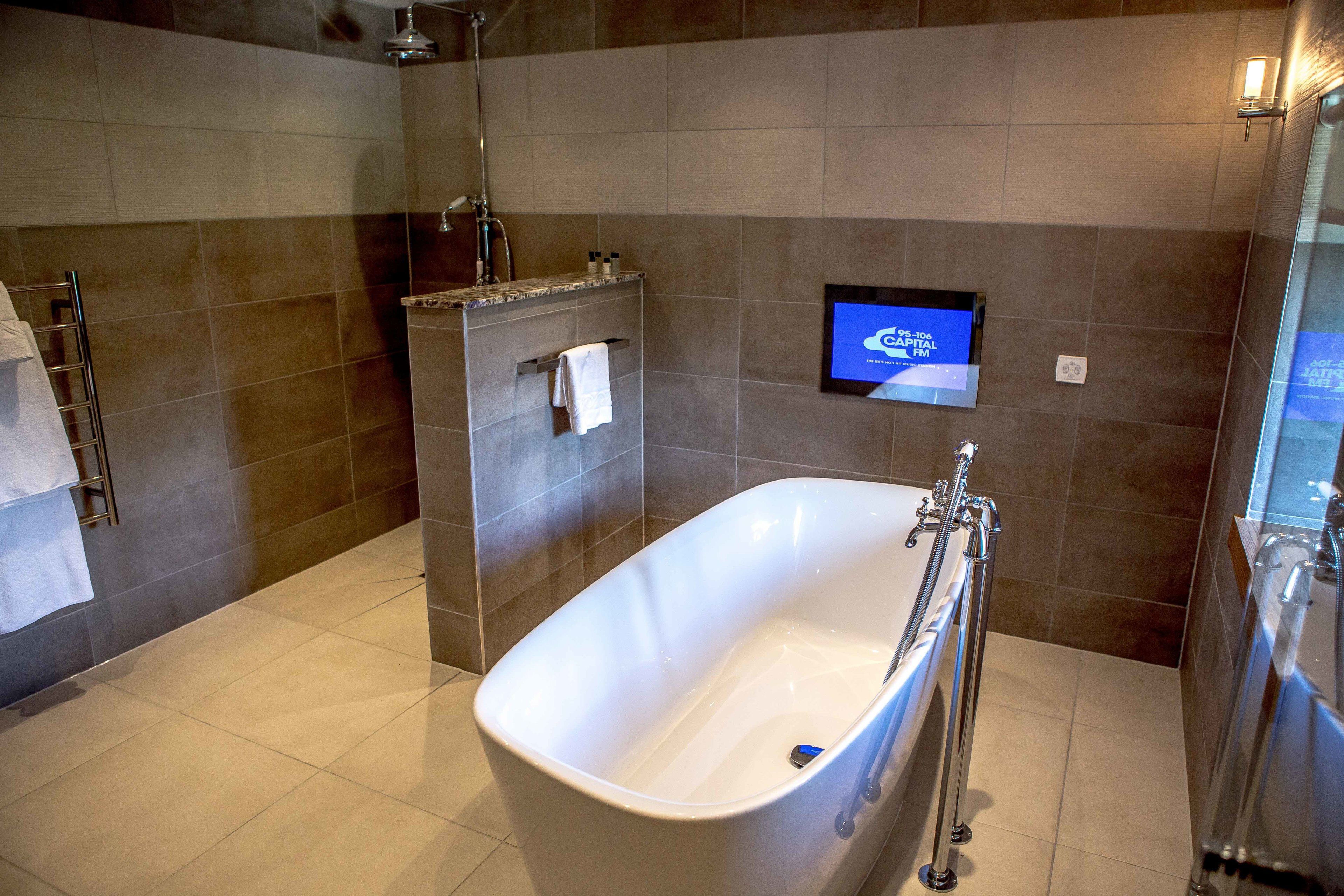 1 bedroom, premium bedding, down duvets, in-room safe