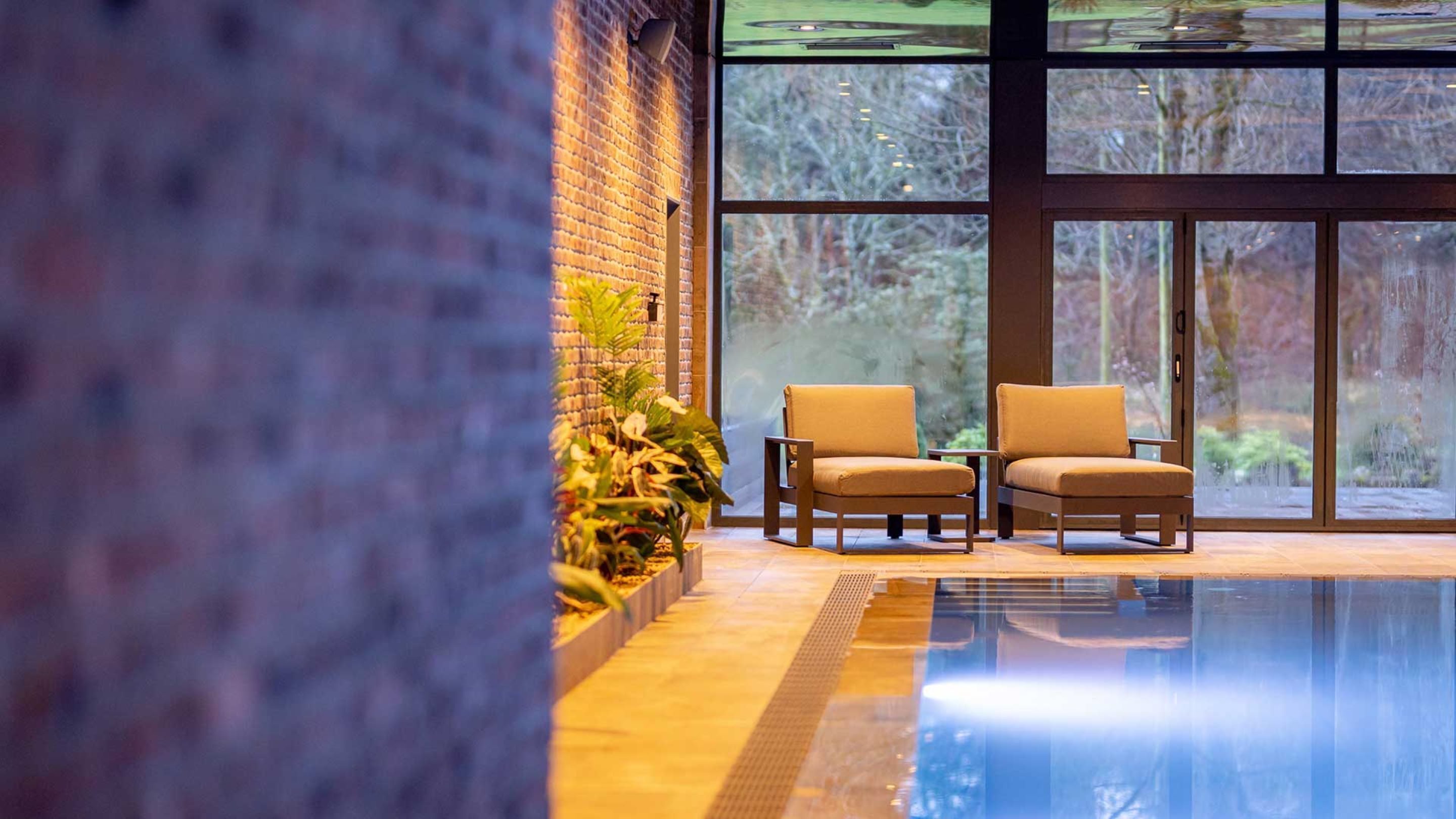 indoor pool, pool loungers