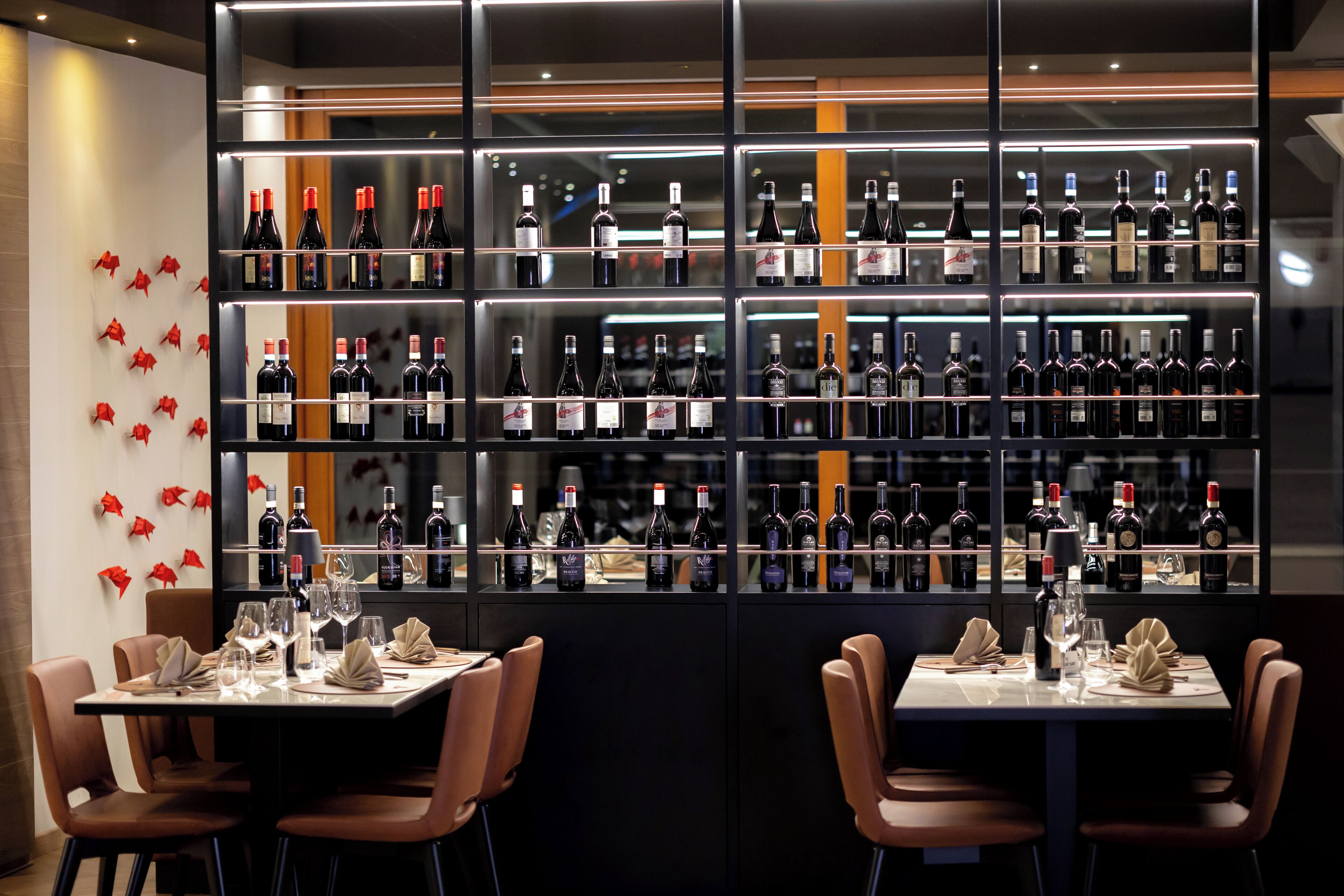 Breakfast, lunch, dinner served; local cuisine, pool views 