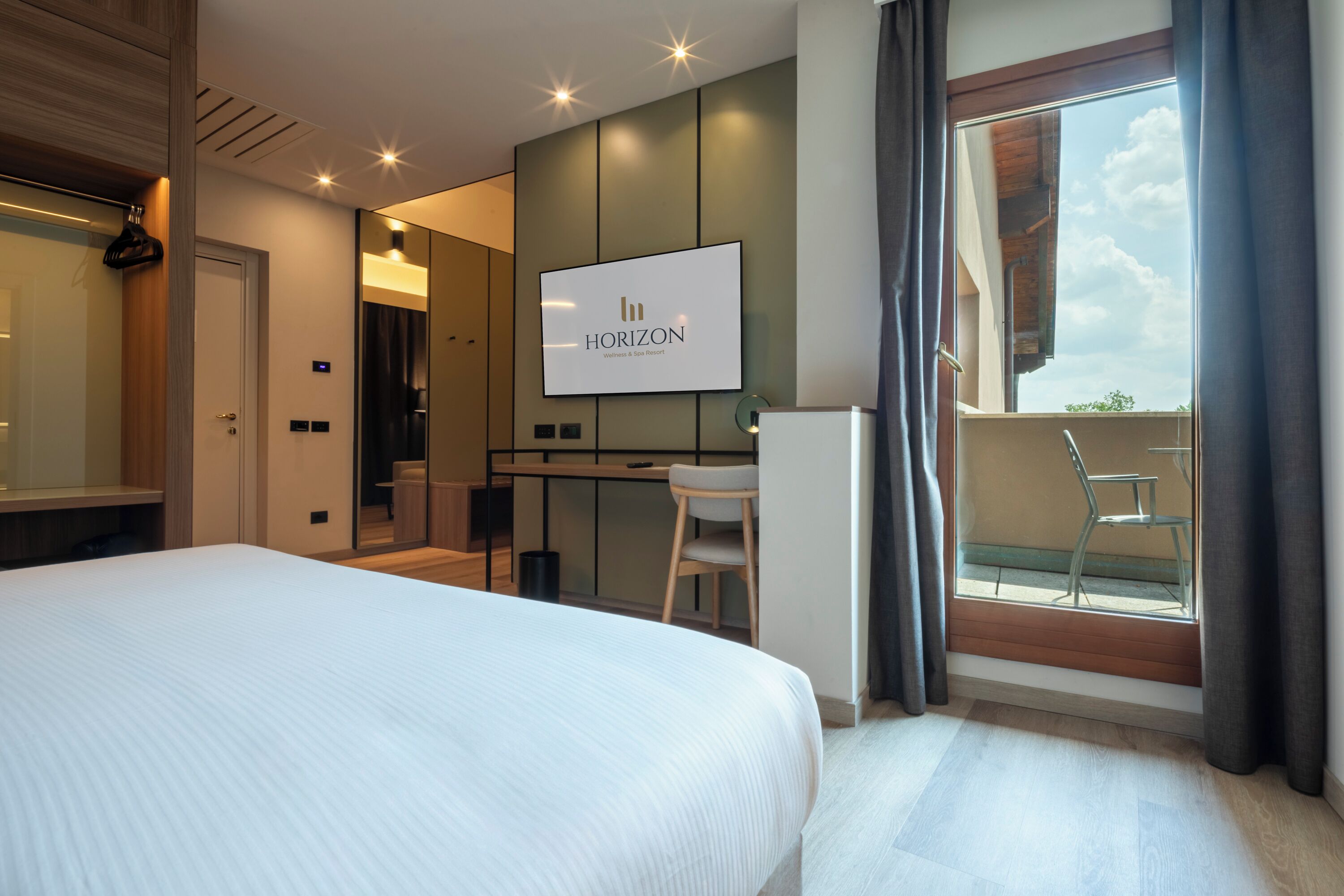 Junior Suite, 1 Queen Bed, Non Smoking, Balcony (with Sofabed) | 1 bedroom, down comforters, minibar, in-room safe