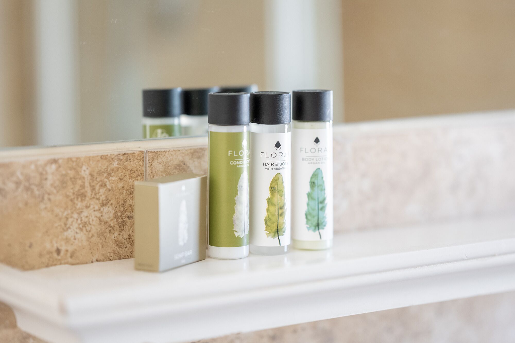 combined shower/bathtub, free toiletries, hair dryer, towels