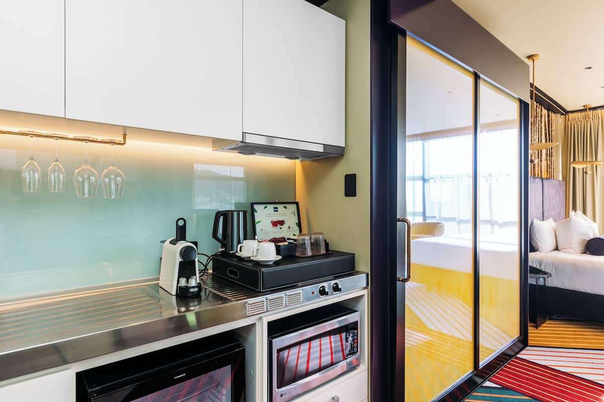 blush king | in-room safe, individually furnished, desk, laptop workspace