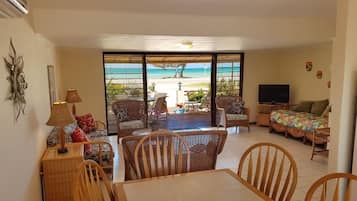 1 Bedroom Ocean View | Living area | TV