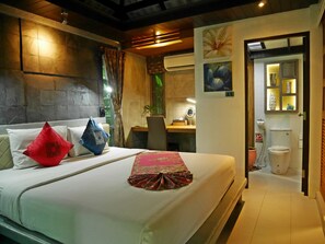 Minibar, in-room safe, individually decorated, individually furnished - Bangtao Beach Chalet (Choeng Thale)