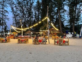Beach bar