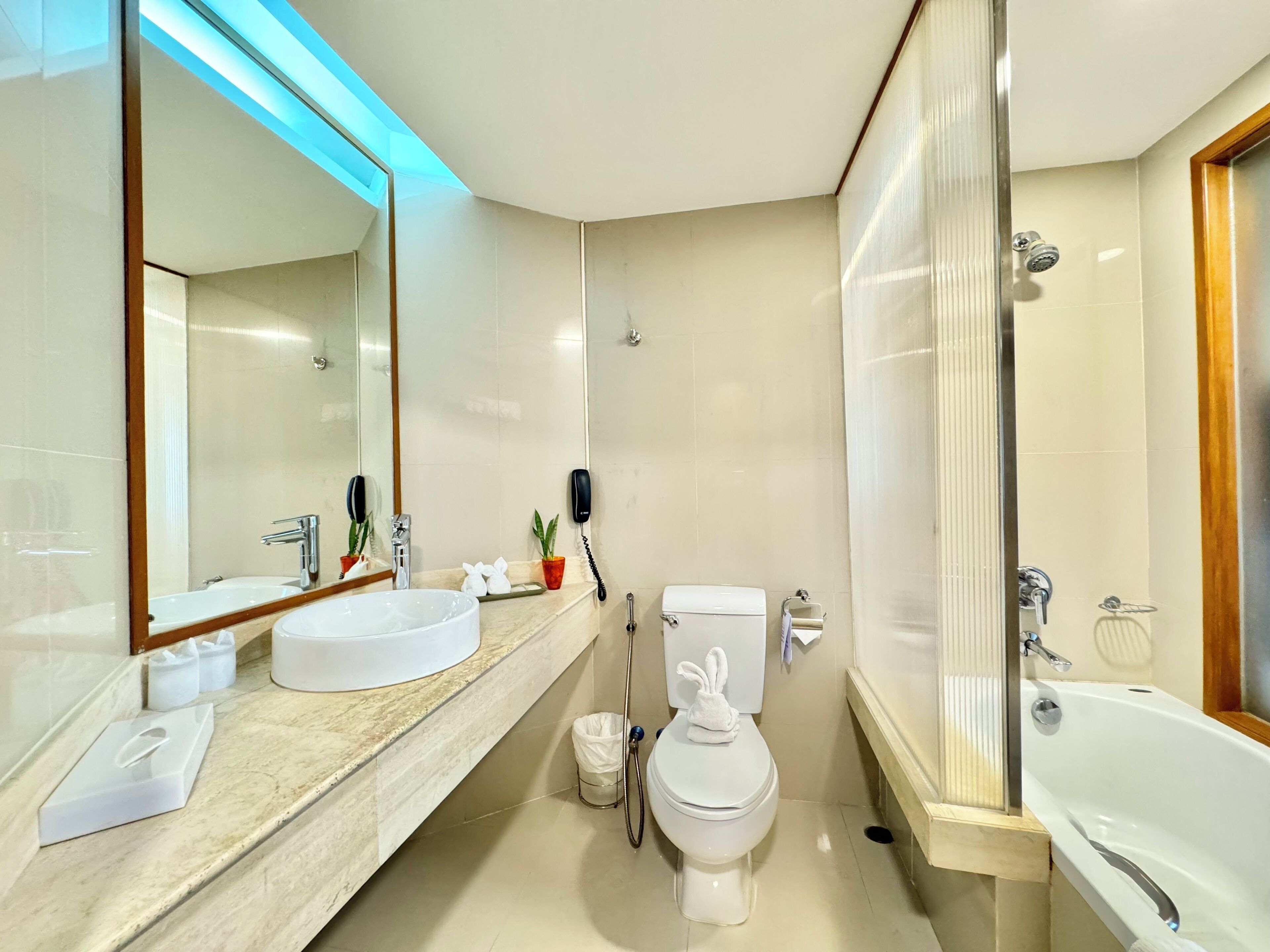 Photo - Phuket Merlin Hotel