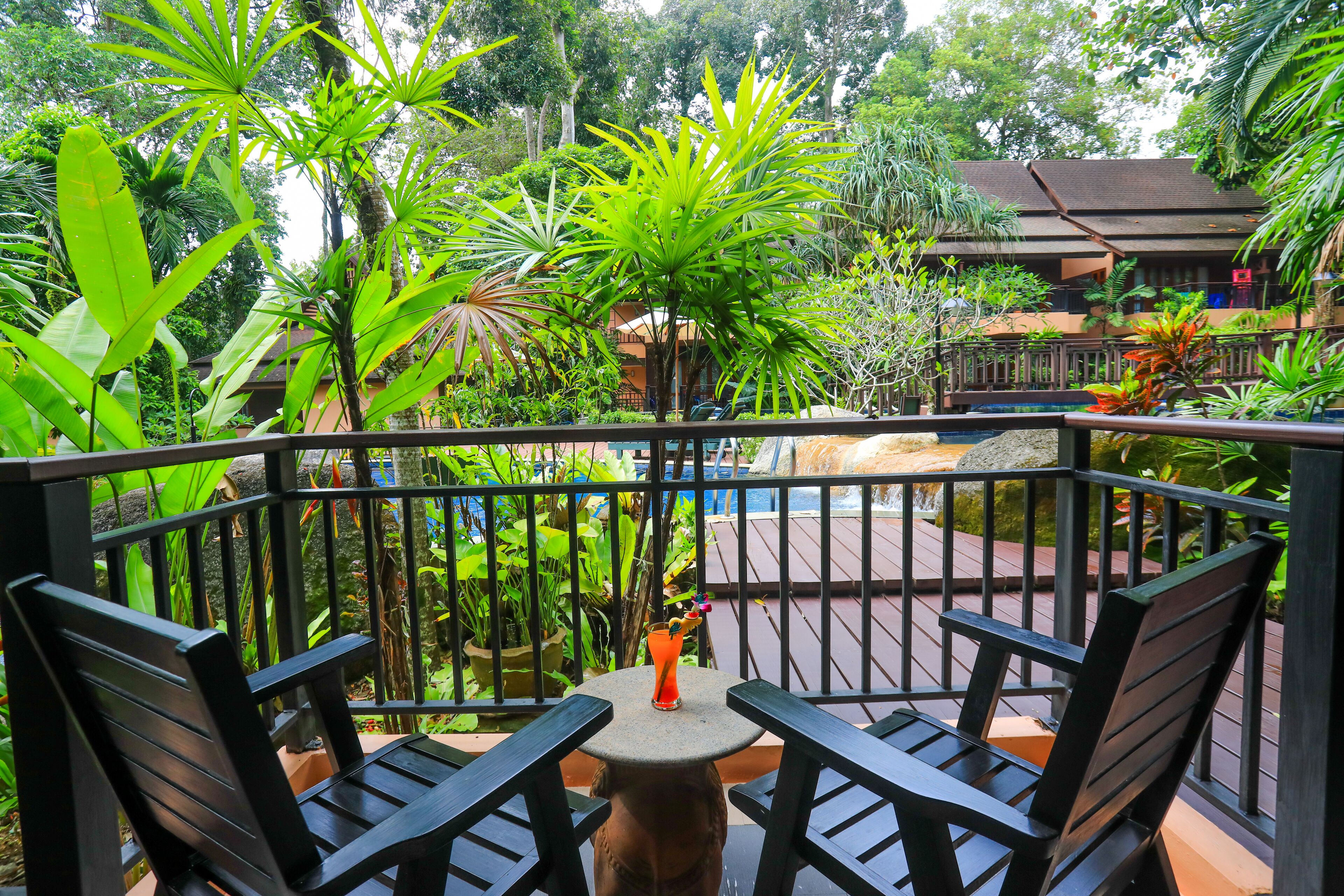 deluxe double room, pool access | terrace/patio