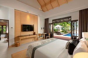 One Bedroom Pool Villa | Minibar, in-room safe, desk, iron/ironing board