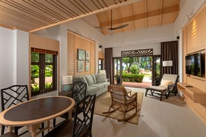 One Bedroom Pool Villa | Living room