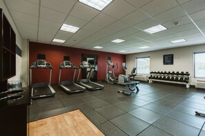 Fitness facility - Hampton Inn Bismarck (Bismarck)