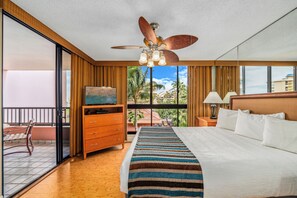 Laptop workspace, iron/ironing board, free WiFi, bed sheets - Kahana Falls Maui by VRI Americas (Lahaina)