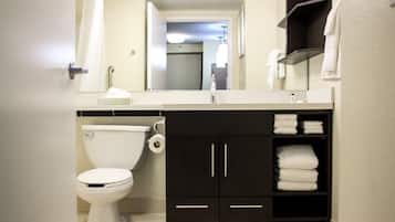 Suite, 1 Bedroom (1 Queen) | Room amenity