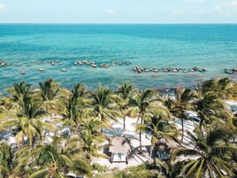 Private beach, white sand, 2 beach bars