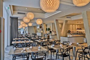Daily buffet breakfast (EUR 22 per person)