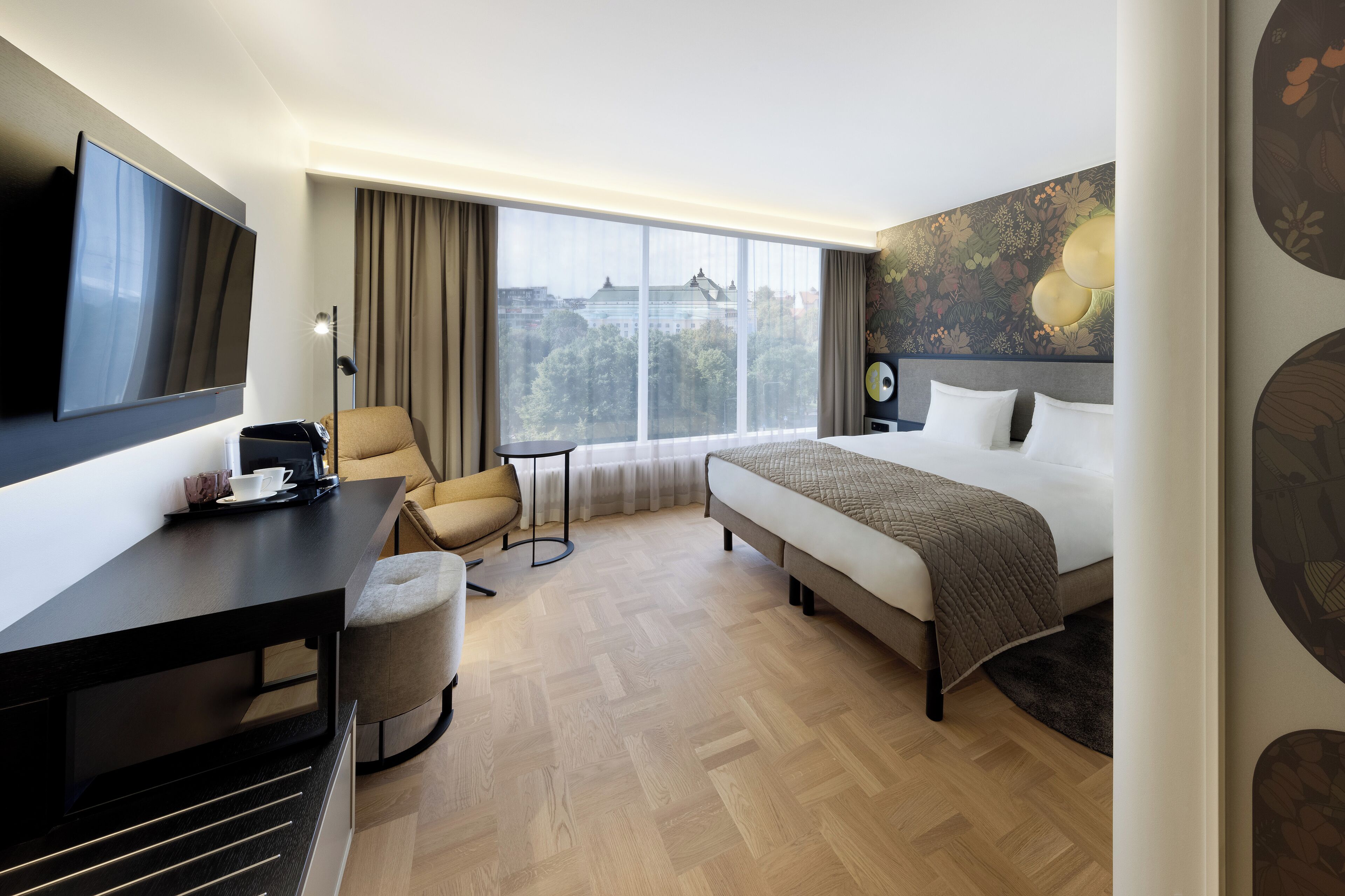 Quarto casal superior, vista para a cidade | Roupas de cama premium, frigobar, cofres nos quartos, escrivaninha