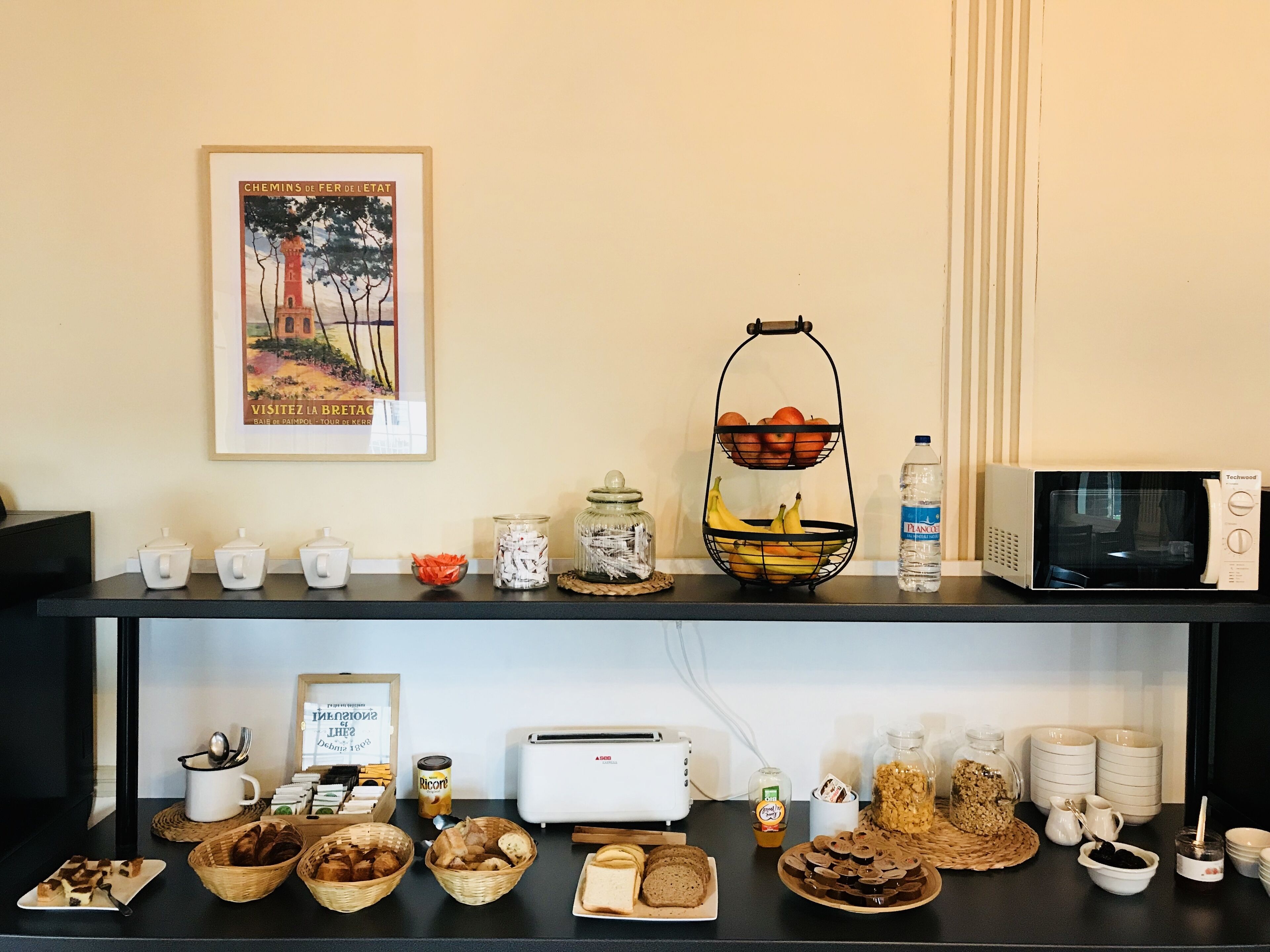 daily buffet breakfast (eur 10.5 per person)