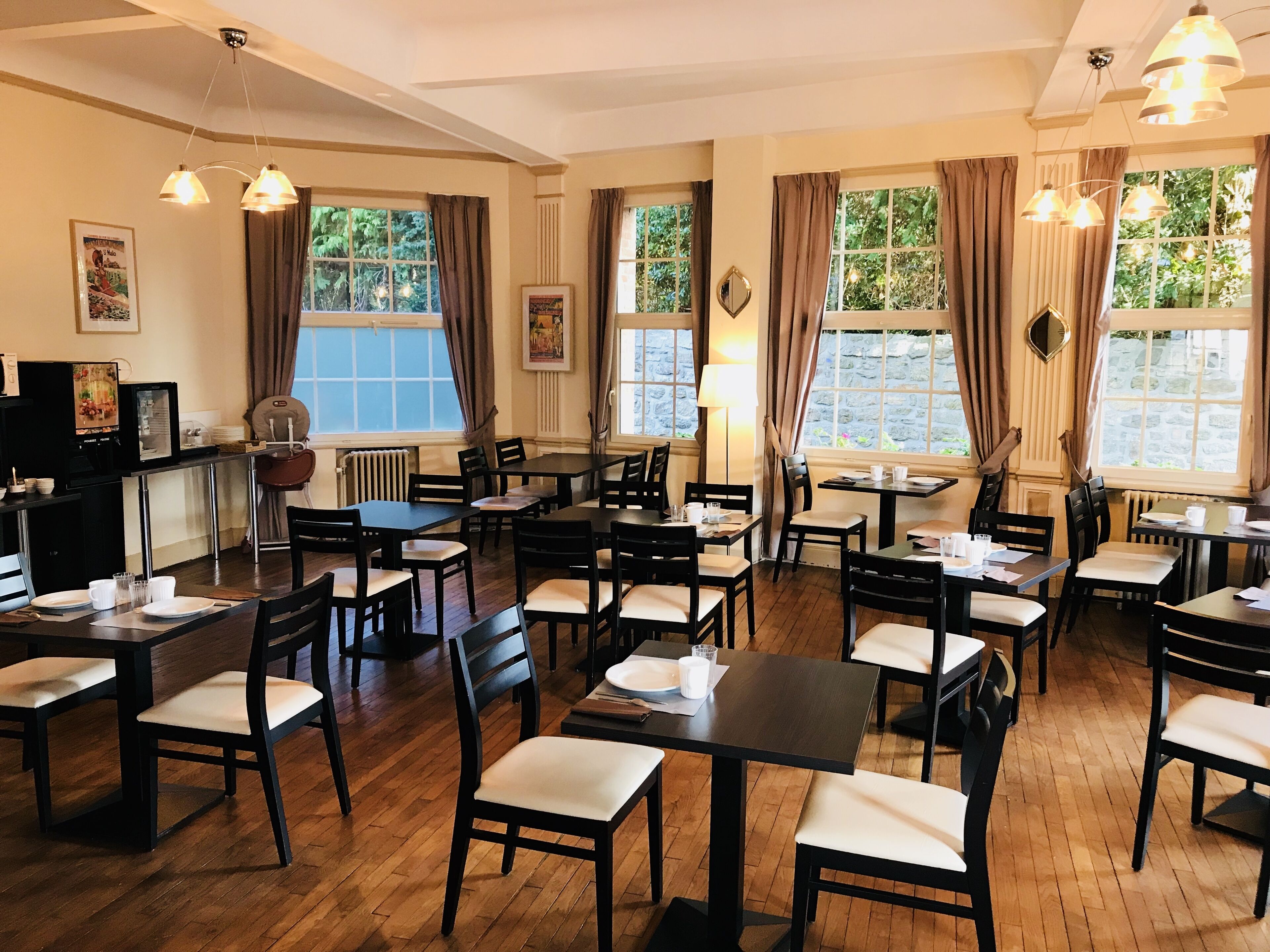 daily buffet breakfast (eur 10.5 per person)