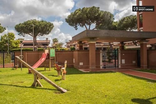 Area giochi per bambini (all'aperto)