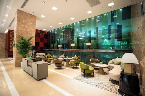 Holiday Inn Shanghai Pudong Nanpu by IHG