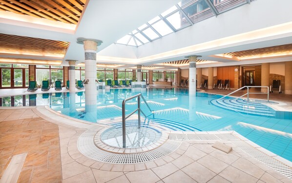 Sauna, Whirlpool, Dampfbad, Körperbehandlungen, Hydrotherapie