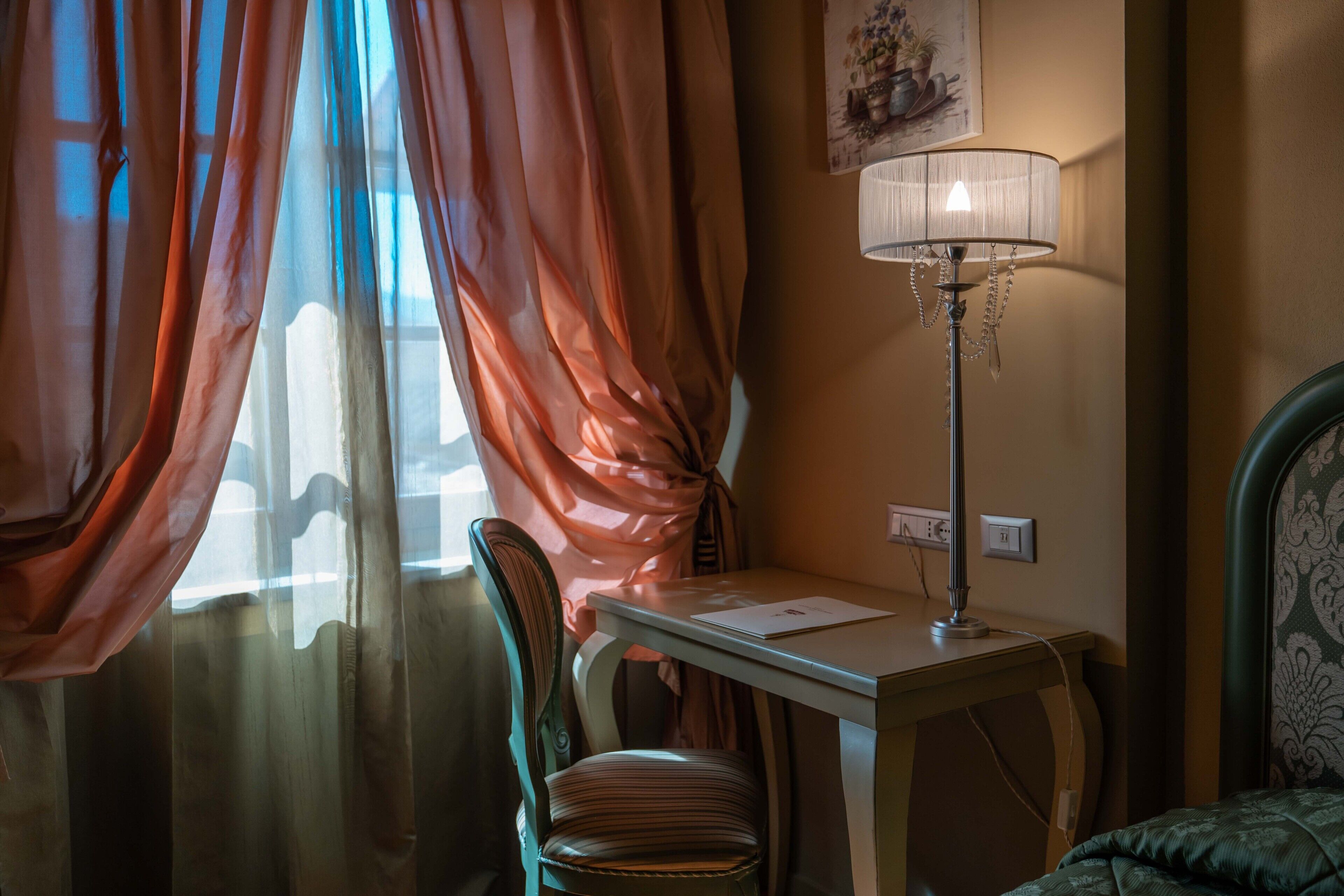 1 bedroom, premium bedding, down duvets, minibar